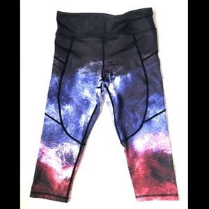 Vie Active Capri Leggings